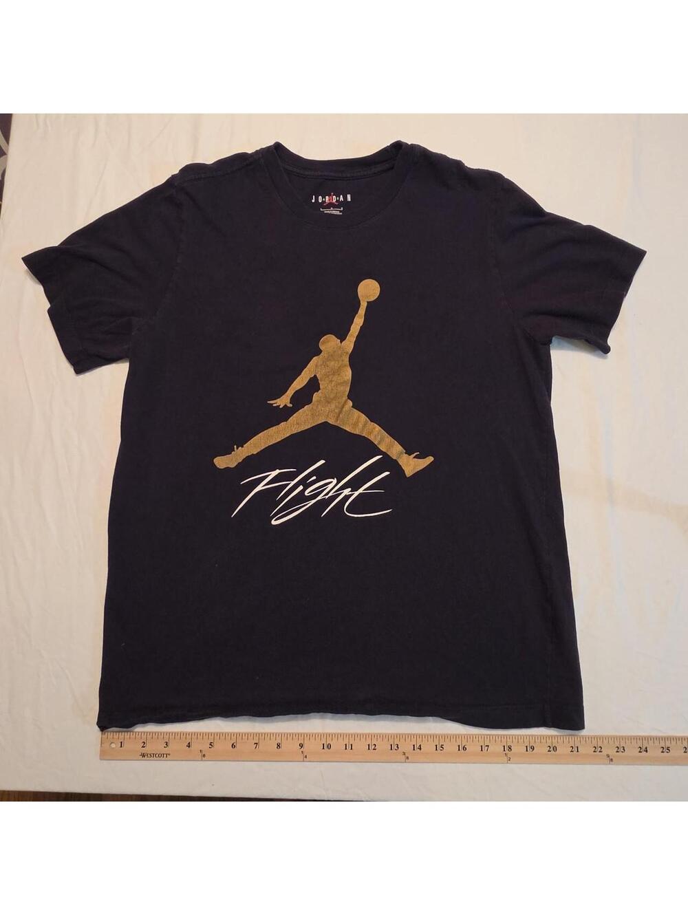 Jordan Flight Men's Large Black and Gold Jumpman Tee shirt
